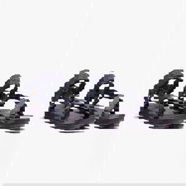 1677499067-96664100.jpg
