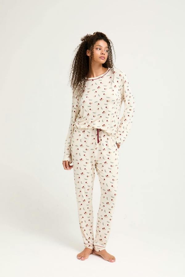 Pretty You London Bamboo Novelty Pyjama Set in Robin Print