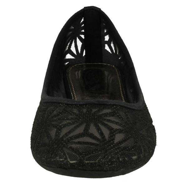 Spot On Ladies Spot On Cut Out Design Ballet Pump