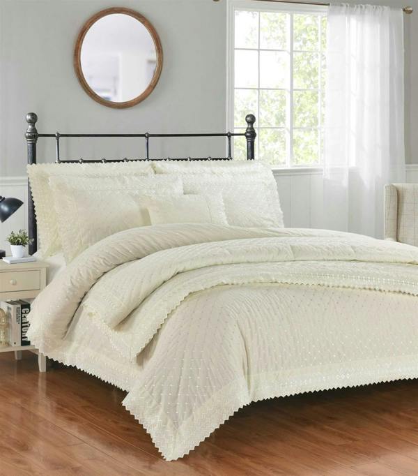 Richmond Ivory Bedspread Set 254x254cm