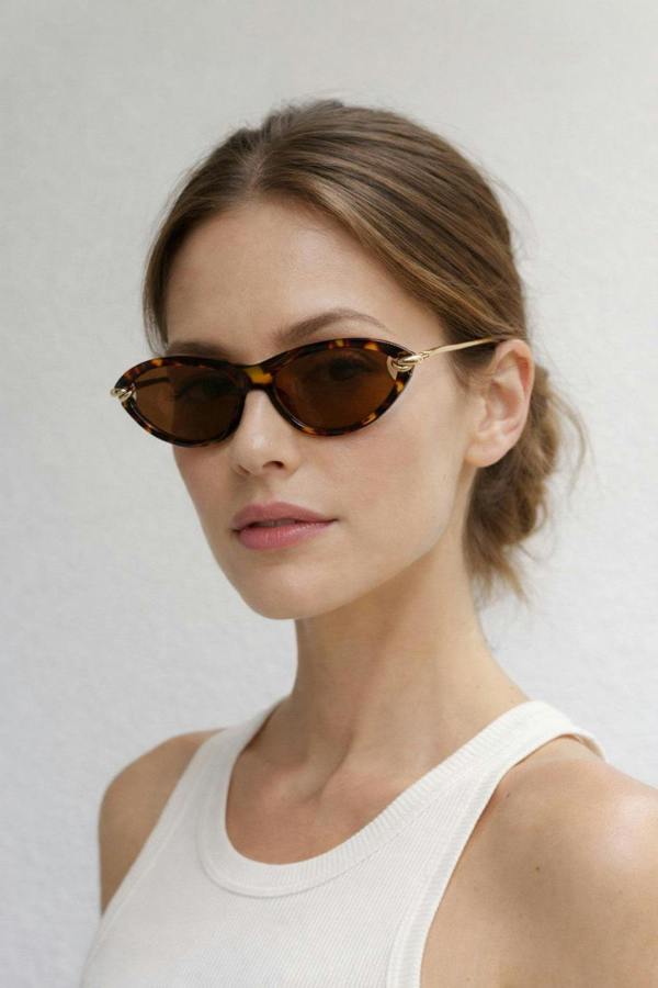 SVNX Bold Oval Angular Sunglasses in Tortoiseshell