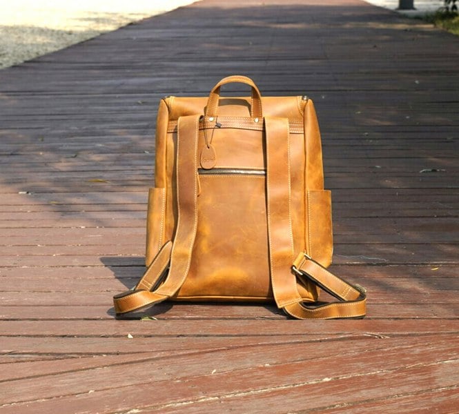 Touribag Top Open Leather Backpack With Front Straps Detail - Brown