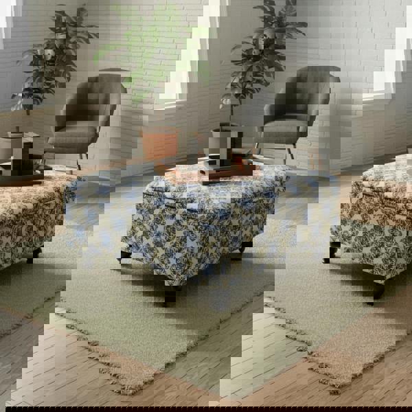 Classic British Design Ottoman Square Coffee Table – Refined Storage & Versatile Living - ISTOOLS