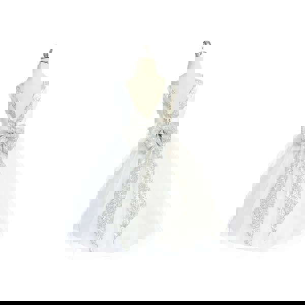 Rear bow on bell of the ball dress