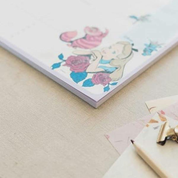 Disney Alice in Wonderland A4 Weekly Planner Notepad