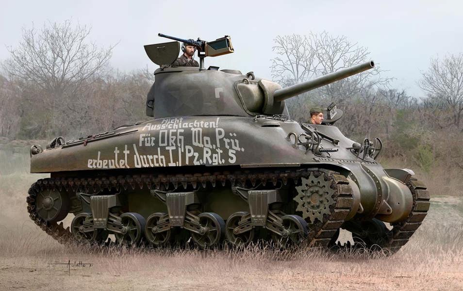 Revell US Sherman M4A1 Model Set (1:72 Scale)