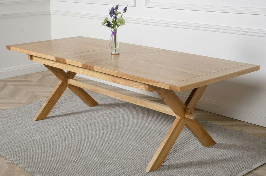 That's Furniture Vermont 200 - 240cm Cross Leg Large Oak Extending Dining Table