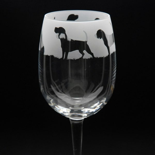 Glyptic Glass Art Beagle Dog Crystal Wine Glass - Hand Etched/Engraved Gift