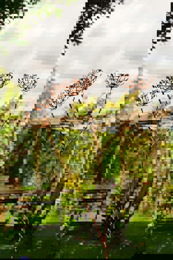 Savage Works Rusty Metal Cow Parsley