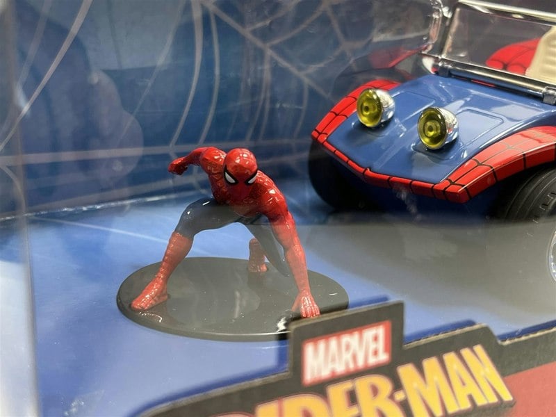 Jada Marvel Spiderman Figure and Buggy 1:24 Scale 33729 253225030