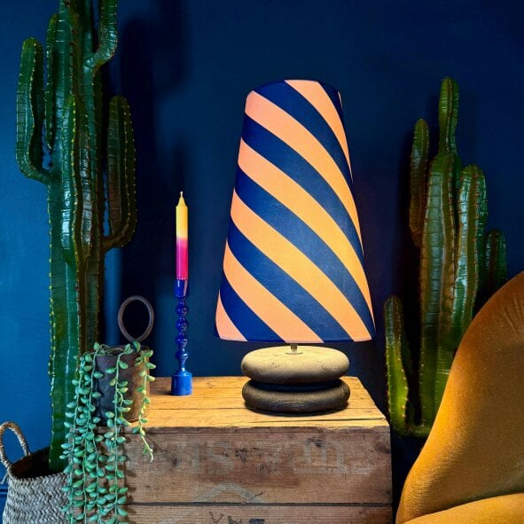 Love Frankie Balance Table Lamp In Oak