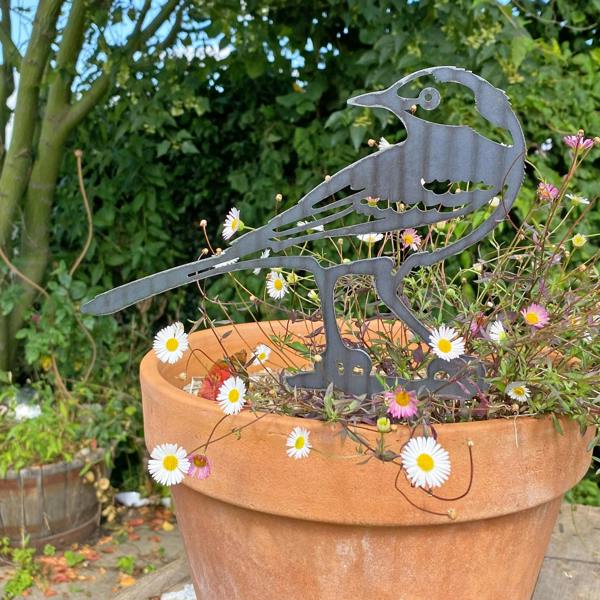 Ferncrest Trading Steel Wagtail Bird Silhouette Garden Stake Ornament