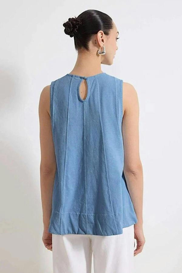 WOVCOR Relaxed Crew Neck Sleeveless Stitched Detail Knitted Blouse