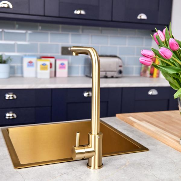 Flode Mjörn | Single Lever Kitchen Sink Mixer Tap with Swivel Spout | L Neck Design | Brushed Brass Finish