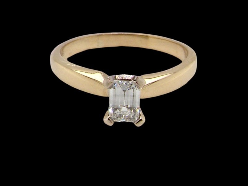 emerald cut Diamond Ring