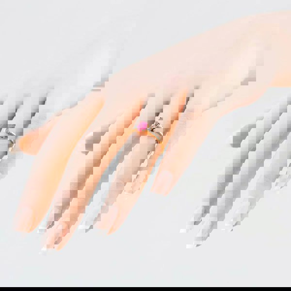 T. H. Baker 9ct Yellow Gold 0.60ct Oval Cut Ruby & 0.03ct Diamond Shoulder Set Solataire Ring THR40125-RD (YG)