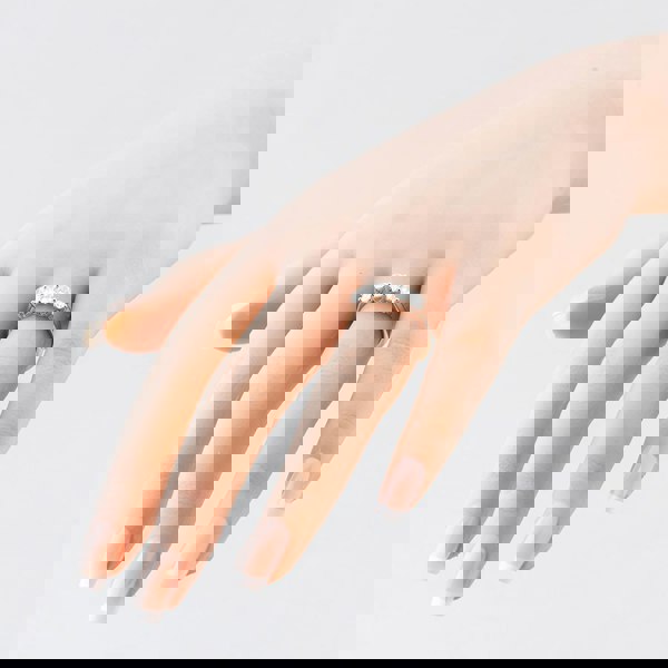 T. H. Baker Platinum Silver 1.03ct Brilliant Cut Diamond Five Stone Ring ARG4846