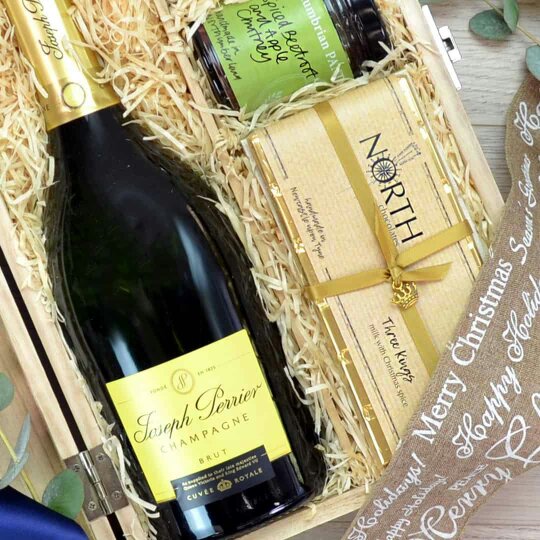 Heather and Bale Festive Kirkley Champagne Hamper
