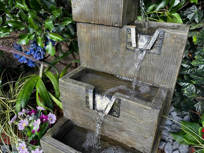 Tranquillity Water Features Medium Coastal Shore Traditional Water Feature