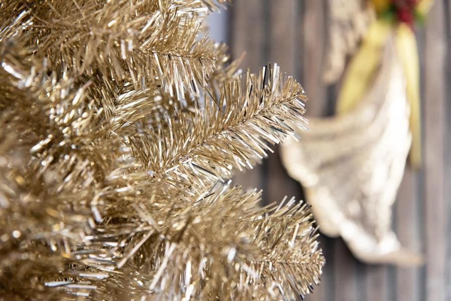 4ft to 7ft Champagne Gold Artificial Christmas Tree with Hinged Branches and Foldable Stand image 9