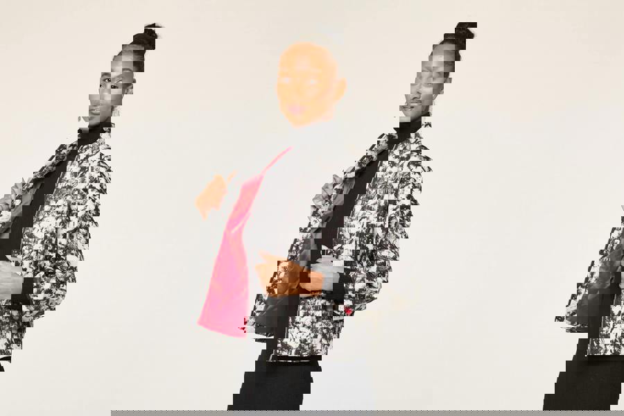 NoirBrushStrokeElegance, MonochromeInkPalette, EbonyCanvasChic, CharcoalBrushedEssence, BlackWhiteBrocadeCraft, GrayscaleStrokesStyle, SlateCanvasBrushedCharm, ShadowyPaletteGlam, InkedMonochromeBlazer, NoirCanvasHarmony,