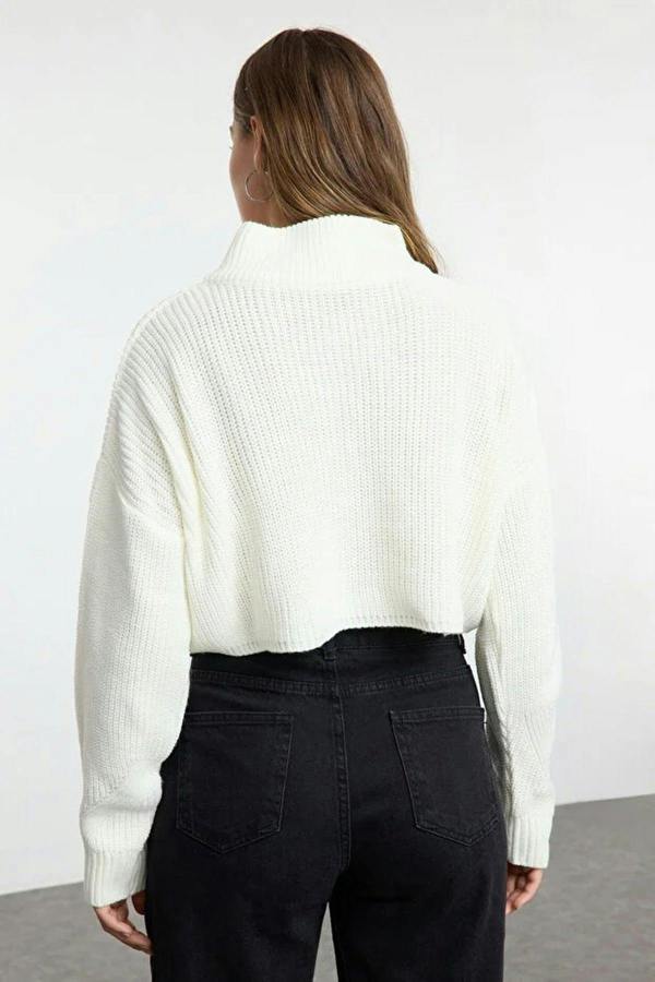 WOVCOR Super Crop Knit Sweater with Zipper Detail