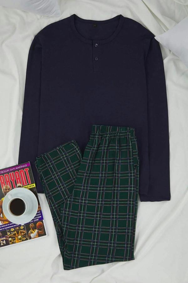 WOVCOR 2-Piece Regular Button-Down Collar Argyle Knit Pajama Set