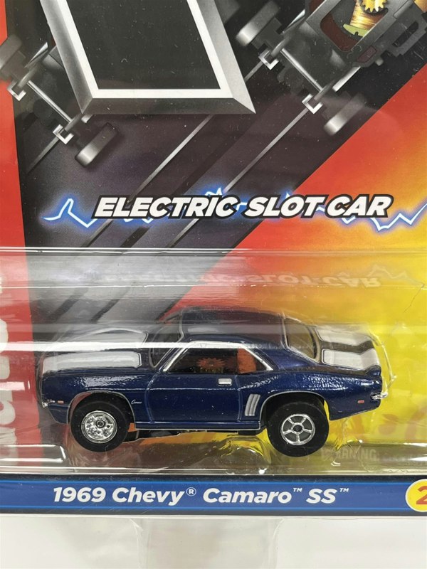 Auto World Slot Cars 1969 Chevy Camaro SS Blue HO Scale Slot Car X Traction Auto World SC373-2