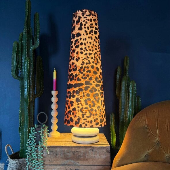 Love Frankie Balance Table Lamp In Oak