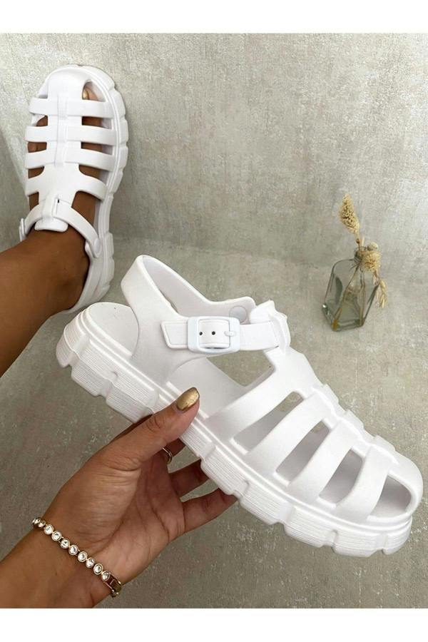 Janelle Summer Round Toe Strappy Chunky Sandals - White