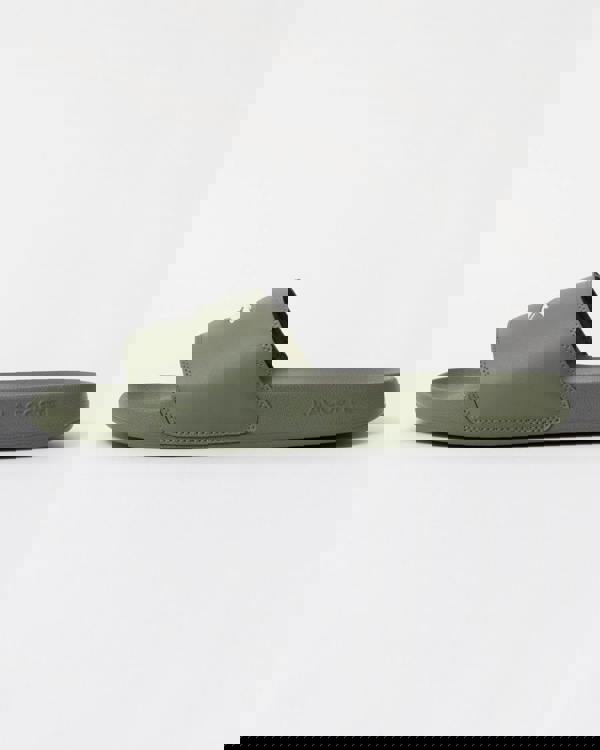 Lacoste Mens Serve Sliders - Khaki/White 255 - CHO - Designer Mens Sandals