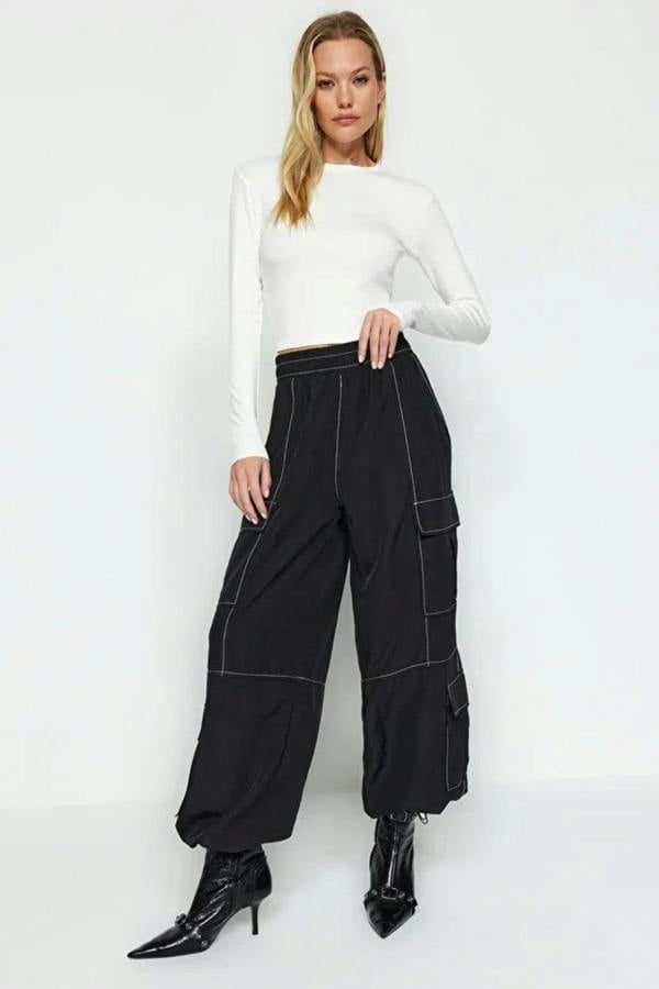 Hoxton Gal Premium Viscose Crew Neck Cropped Stretch Knit Blouse