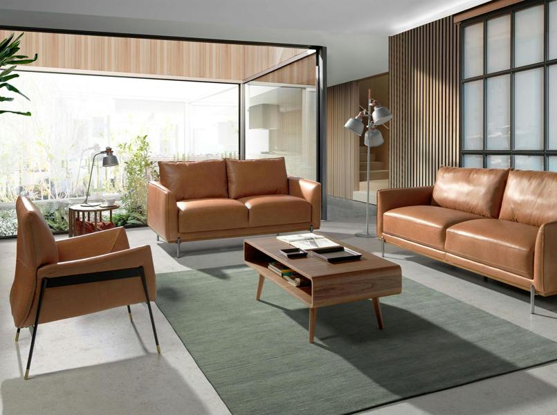 Angel Cerdá Brown Leather Swivel Armchair 5091
