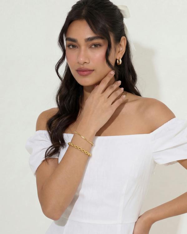 Elk & Bloom Tiny 14K Gold Keel Chain Link Bracelet