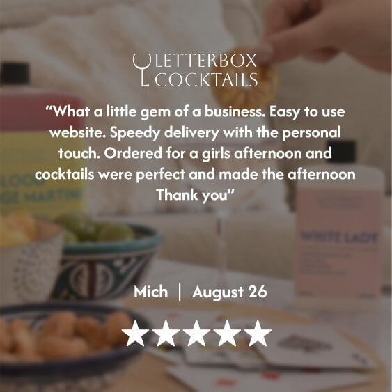 Letterbox Cocktails Secret Santa Gift Box – Christmas Cocktail & Bracelet Set