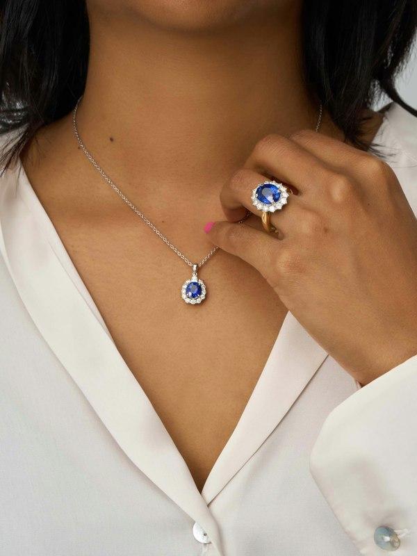 Gemdaia Royal Blue Sapphire & Diamond Pendant