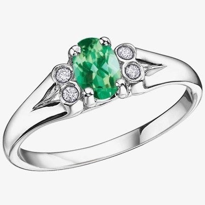 T. H. Baker 9ct White Gold Oval-cut Emerald and Diamond Cluster Ring 51Y59WG 5-10 EM