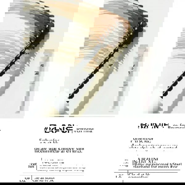 LAKA Wild Brow Shaper balance