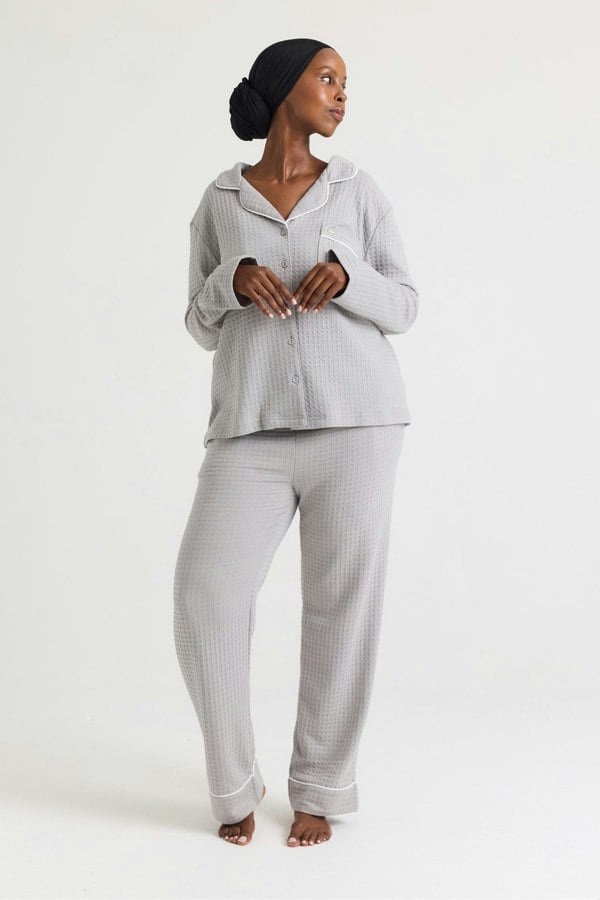 Pretty You London Women's Luxury Suite Waffle Long Pyjama Set in Grey