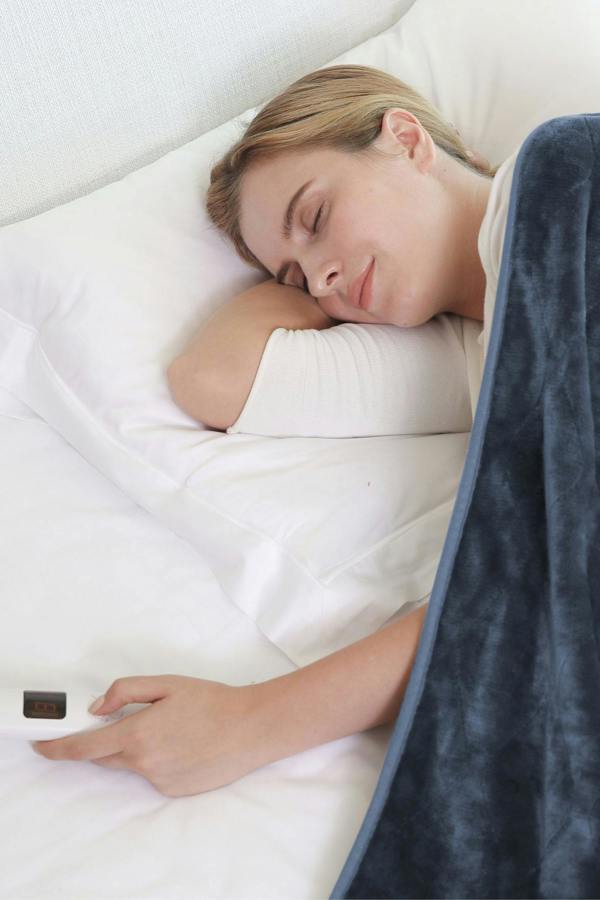 Ezysleep Cosy Heated Over Throw Fleece Blanket With Adjustable Control