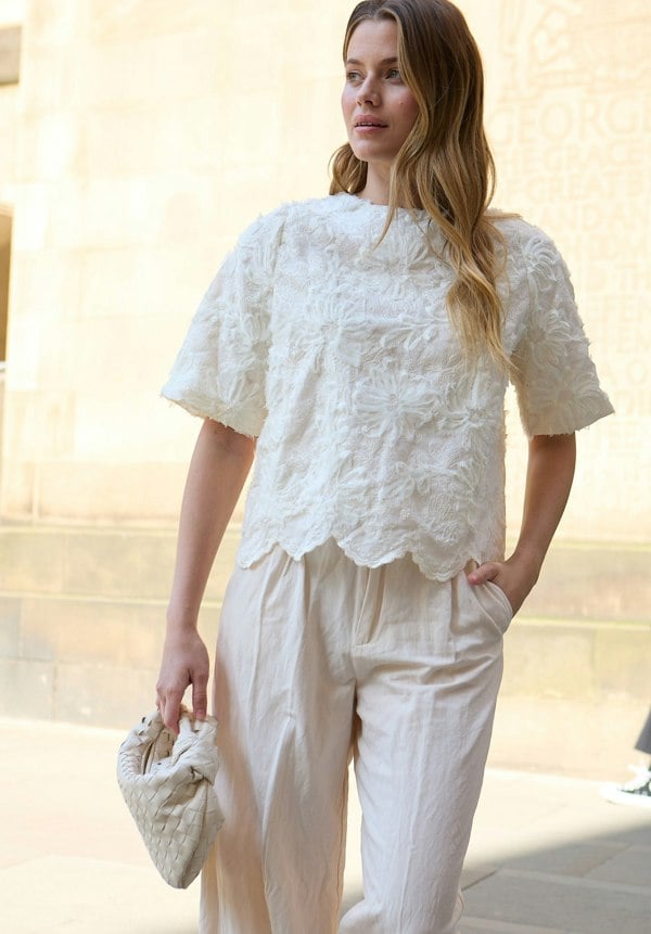 Lotus Ribbon Work Scallop Hem Top In Cream - image 1