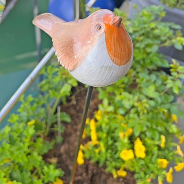 Boltze Porcelain Robin on a Stake Garden Bird Ornament