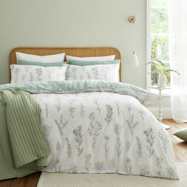 Bianca Wild Flowers 200 Thread Count Cotton Reversible Duvet Cover Set