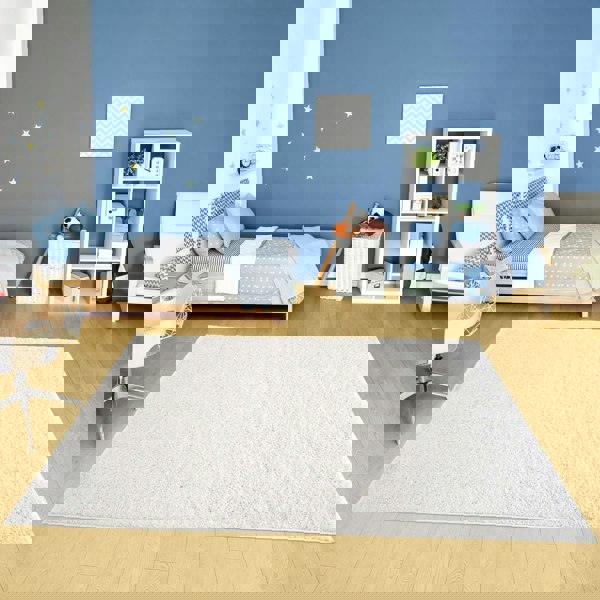 Shaggy Rug Plain White high quality, non-shedding