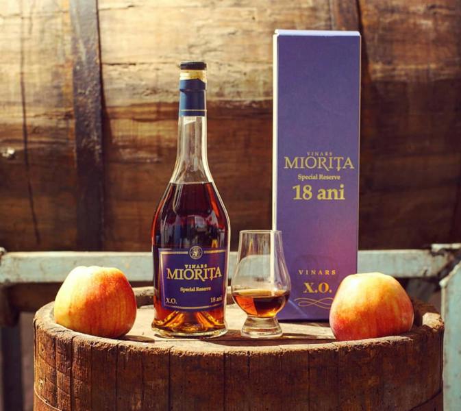 Miorita XO Brandy (Cognac / Coniac / Vinars) 18 Years Special Reserve 700ml