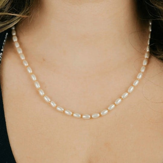 White Pearl Choker