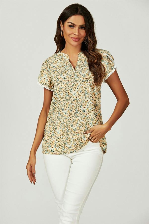 FS Collection Floral Print Lace Trim Short Sleeve Blouse Top In Green Yellow