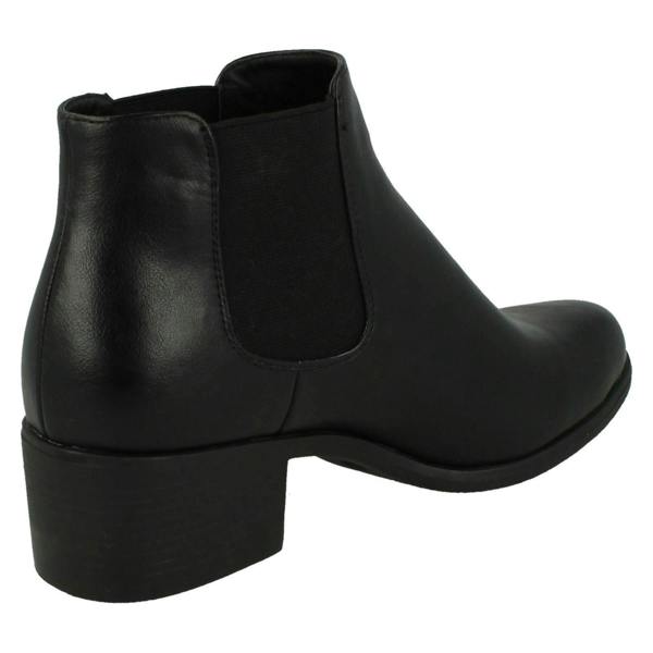 Down to Earth Ladies Down To Earth Low Heel Ankle Boots