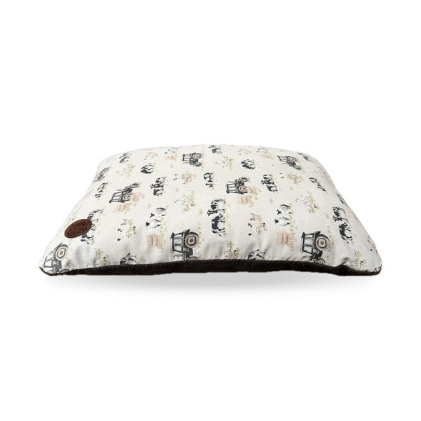 Snug and Cosy Pets Farmyard Cream Lounger