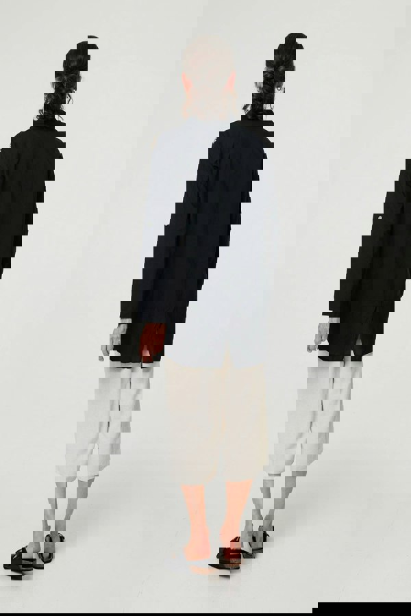 Black | Embroidered 3/4 Turn-Up Sleeve Shirt
